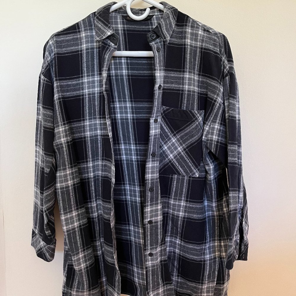 ZARA Black & White Flannel Top Size S